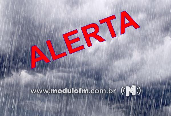 Defesa Civil divulga alerta de chuva intensa para 79...
