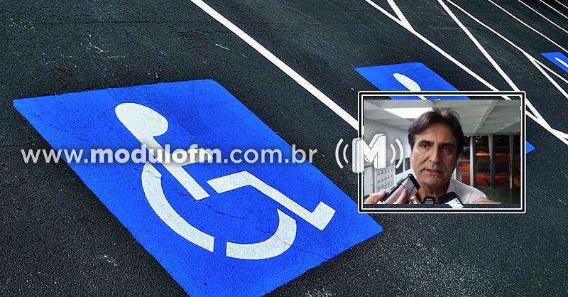 Secretário pede respeito às sinalizações destinadas à pessoas com...