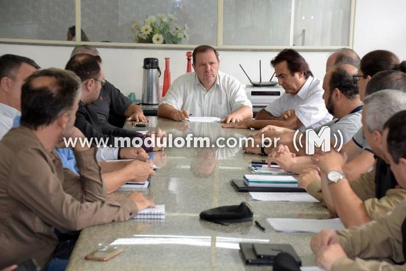 Reunião discute segurança e capacidade de público da FENACAFÉ...