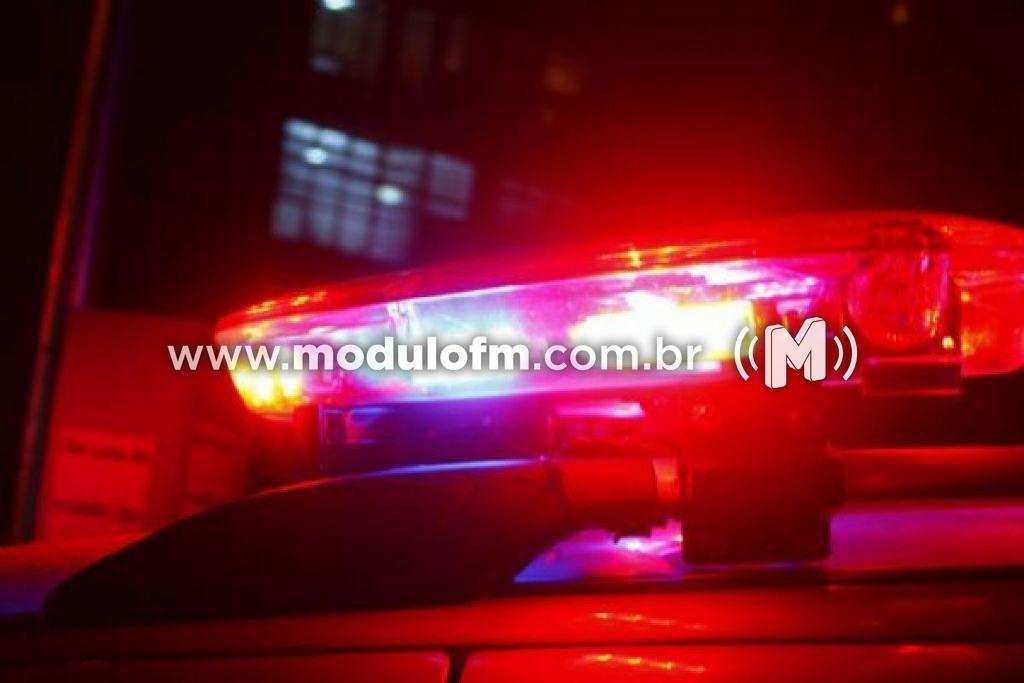 Polícia procura suspeitos de pagar produtos com notas falsas em Patos de Minas