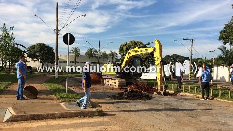 Secretaria de Obras inicia reforma da Avenida João Alves...