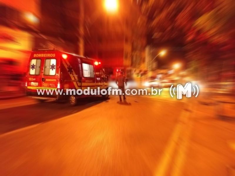 Bombeiro militar da reserva combate princípio de incêndio em veículo