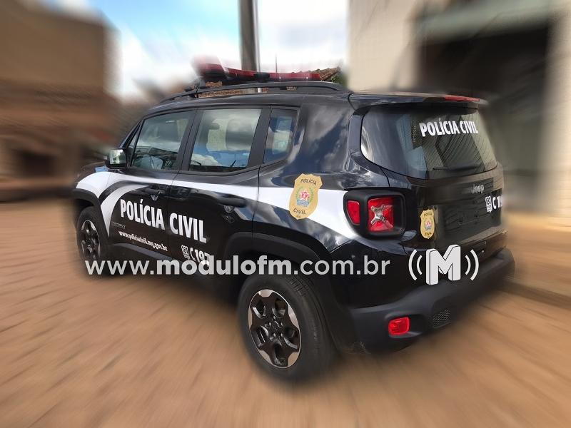 Polícia Civil prende dois homens por comércio ilegal de arma de fogo