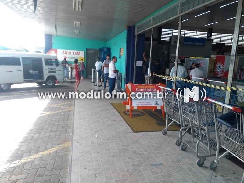 Supermercados devem medir temperatura e distribuir senhas para clientes em Patrocínio