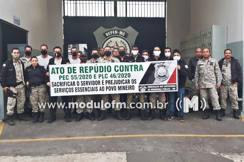 Policiais penais manifestam contra reforma da previdência de Minas Gerais