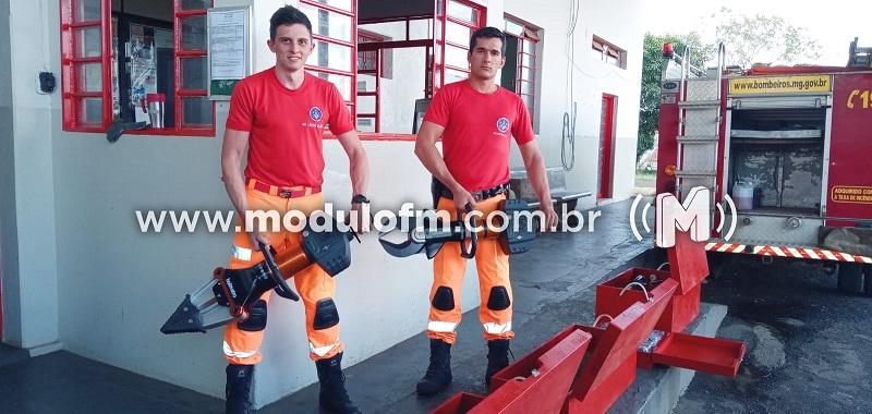 Corpo de Bombeiros de Patrocínio recebe novos equipamentos para uso em resgates nas rodovias