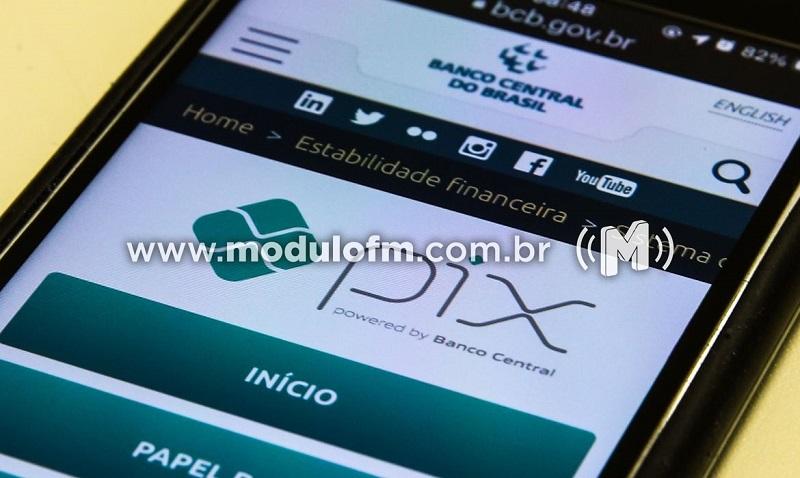 Pix: novo sistema de pagamento instantâneo entra em funcionamento