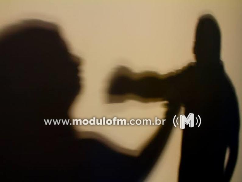 Mulher é agredida e roubada na avenida João Alves do Nascimento