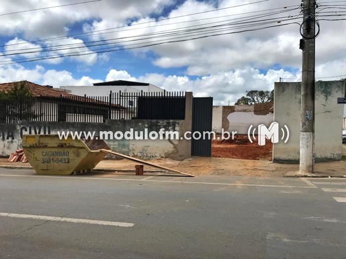 Prédio da antiga cadeia está passando por ampla reforma