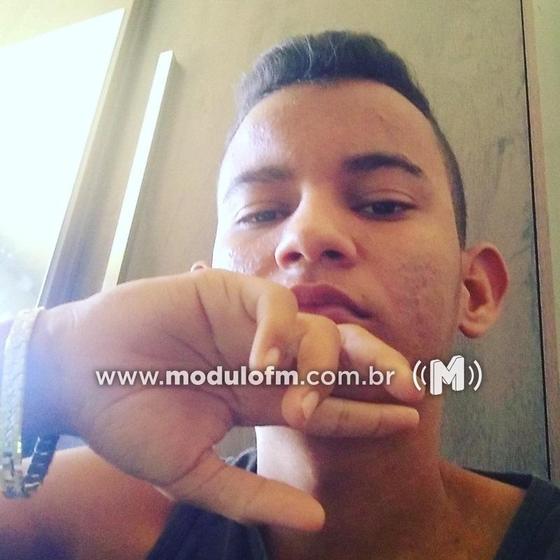 Após 40 dias internado, jovem que bateu bicicleta em muro morre no hospital Santa Casa