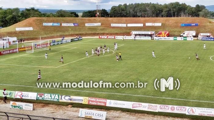 CAP joga abaixo do esperado e perde em casa...