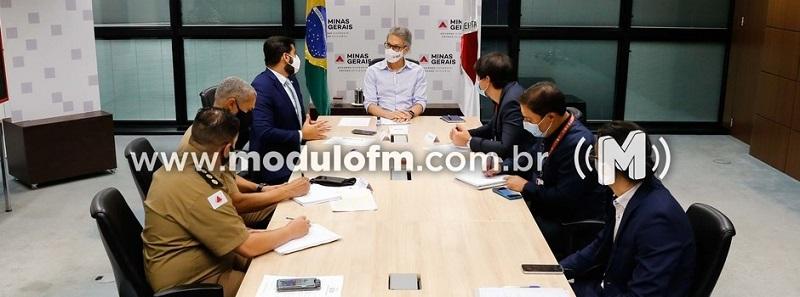 Romeu Zema decide colocar todo o estado na ‘onda roxa’