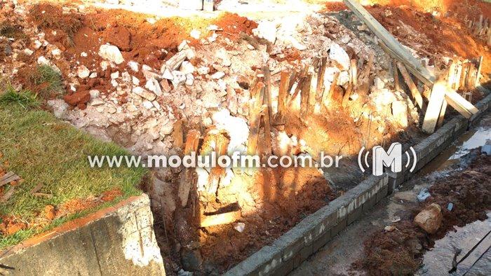 Secretaria de Obras continua com a recuperação de desabamento na Avenida Dr. Walter Pereira Nunes
