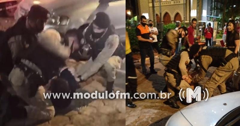 Vídeo mostra agressão em homem durante ação policial em...