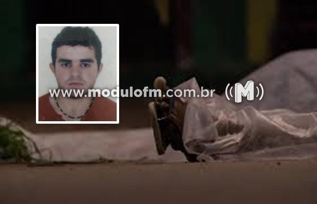 Homem é encontrado morto em Monte Carmelo