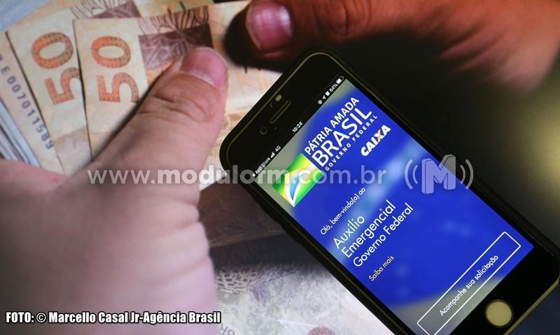 Trabalhadores nascidos em maio podem sacar auxílio emergencial