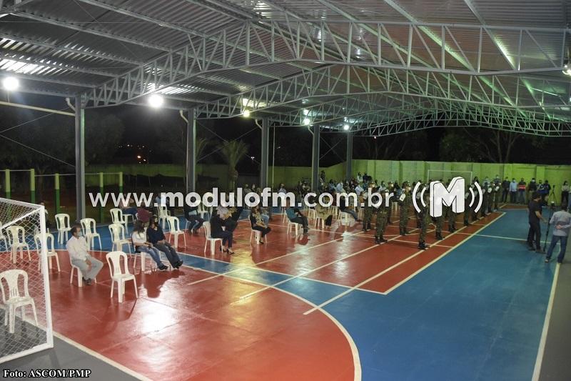 Cobertura da quadra de instruções é inaugurada no TG 04-020