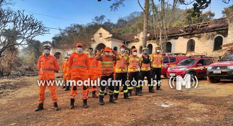 Corpo de Bombeiros recebe reforços para controle do incêndio que atinge entorno do Hotel Serra Negra em Patrocínio