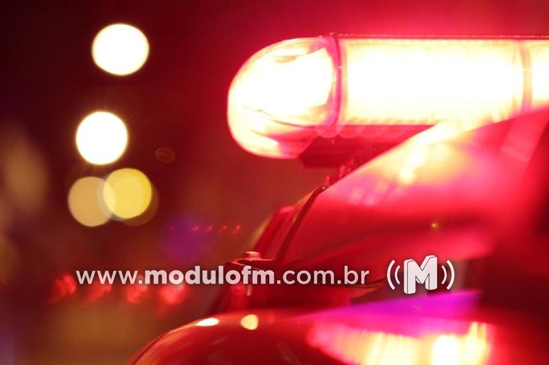Homem tenta furtar cabos e cai de altura de seis metros