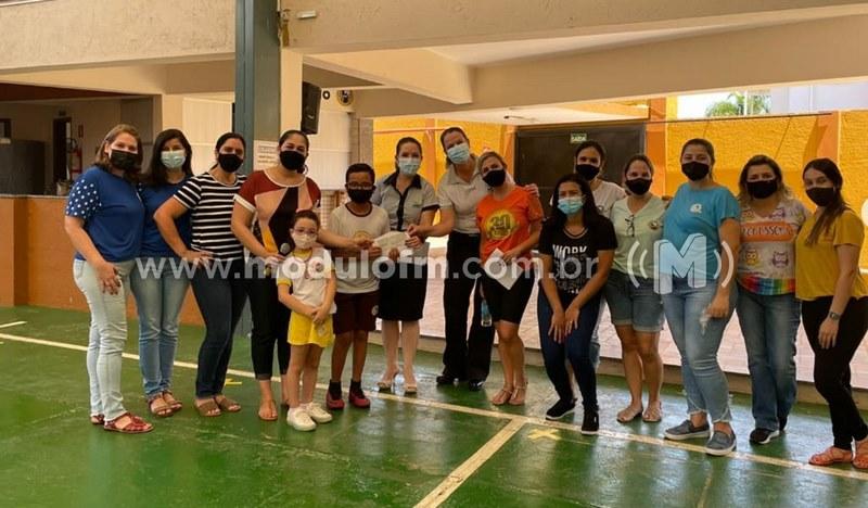 Colégio ABC Anglo arrecada mais de R$ 2.800,00 em Feira Educativa em prol à APAE de Patrocínio