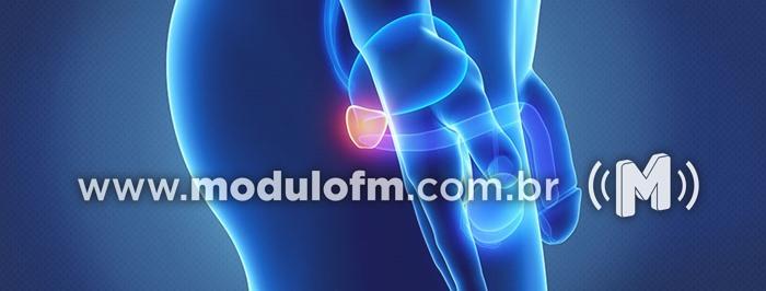 O médico Otávio Sia alerta para a importância do Novembro Azul