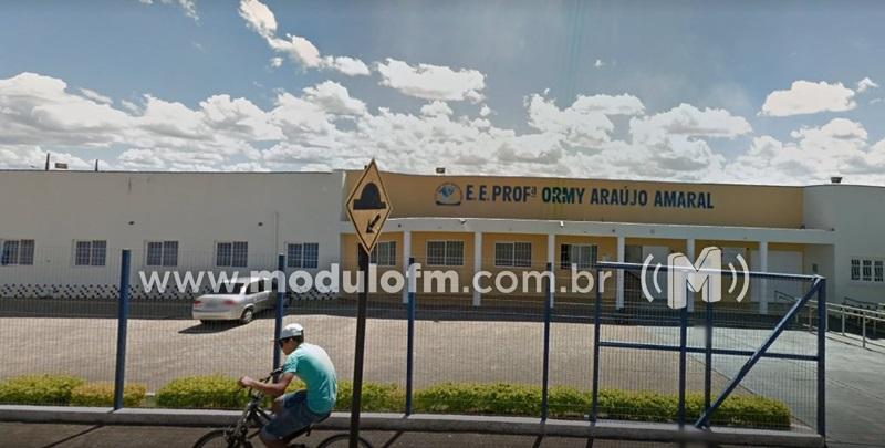 E. E. Professora Ormy Araújo Amaral ainda está realizando renovação de matrículas