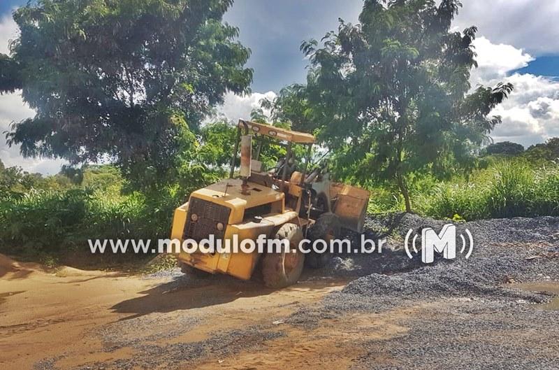 Imagem 1 do post Homem bêbado furta retroescavadeira, bate em veículos e acaba preso em Brejo Bonito