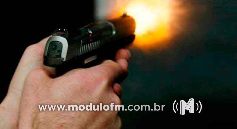 Jovem é preso após usar maconha e efetuar diversos disparos de arma de fogo em Guimarânia