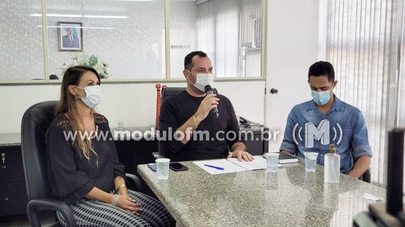 Secretário de Saúde realiza coletiva de imprensa e confirma aumento de casos de Covid-19 em Patrocínio