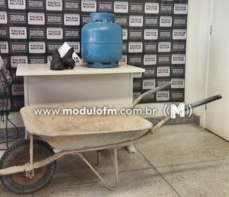 Polícia prende receptadores e autor de furto em residência no bairro Olímpio Nunes