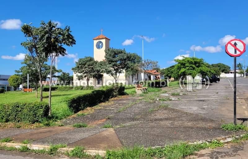 Vereador Natanael apresenta indicação de estudo de revitalização da Praça São José