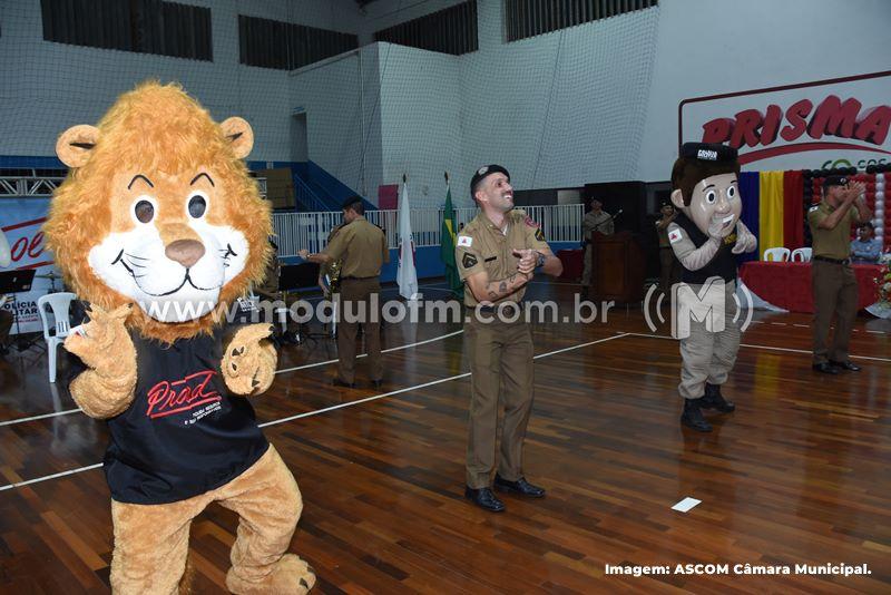 46º BPM realizou a formatura de 409 alunos do PROERD em Patrocínio