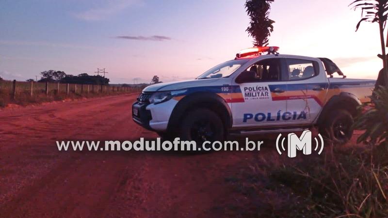 Ladrões levam ferramentas e motocicleta durante furto em fazenda