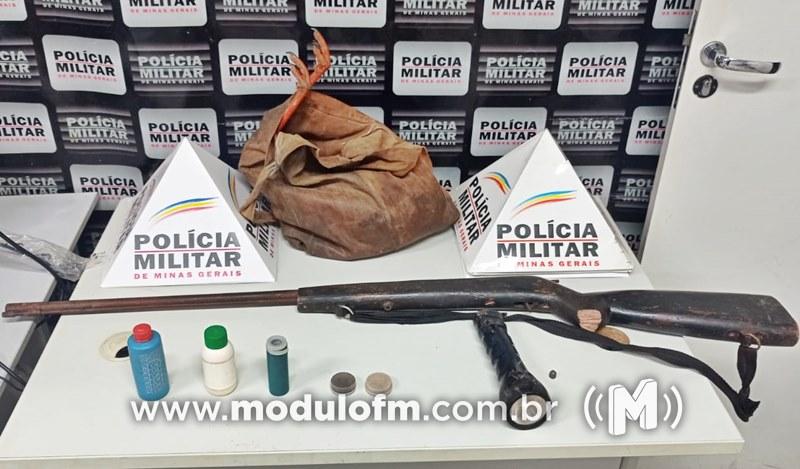 Caçador é preso com seriema abatida, arma de fogo e munições