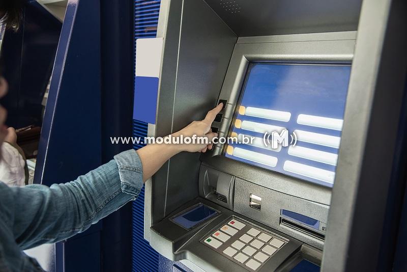 Câmara Municipal aprova novo horário de funcionamento dos bancos