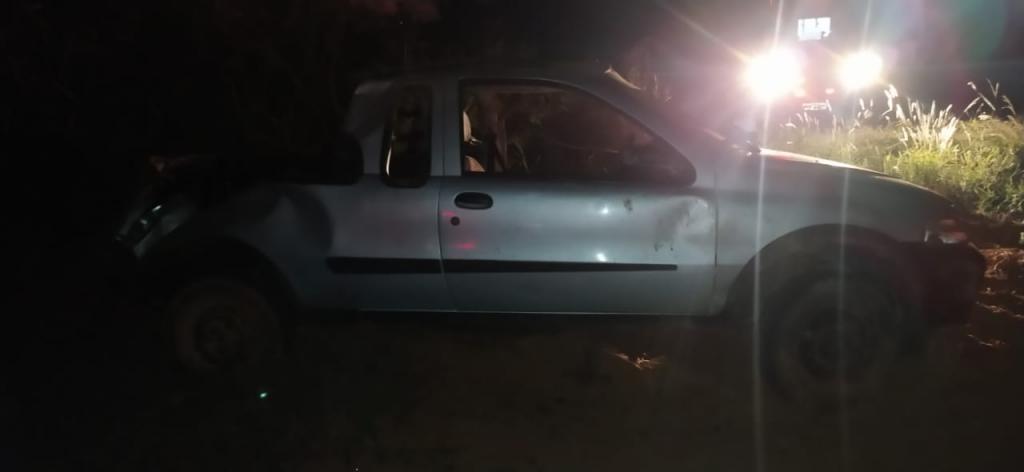 Condutora atropela ciclista na MG 230 e capota, ocasionando a morte de ambos