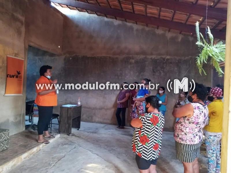 Cufa Patrocínio entrega vale-gás para famílias do bairro Enéas