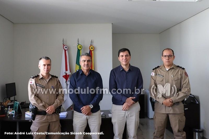 Sicoob Coopacredi assinou convênio com o 46º BPM para recuperação de viaturas que são usadas na 'Operação Safra Segura'