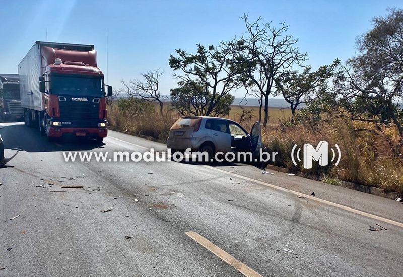Morador de Iraí de Minas fica gravemente ferido em acidente na BR-365
