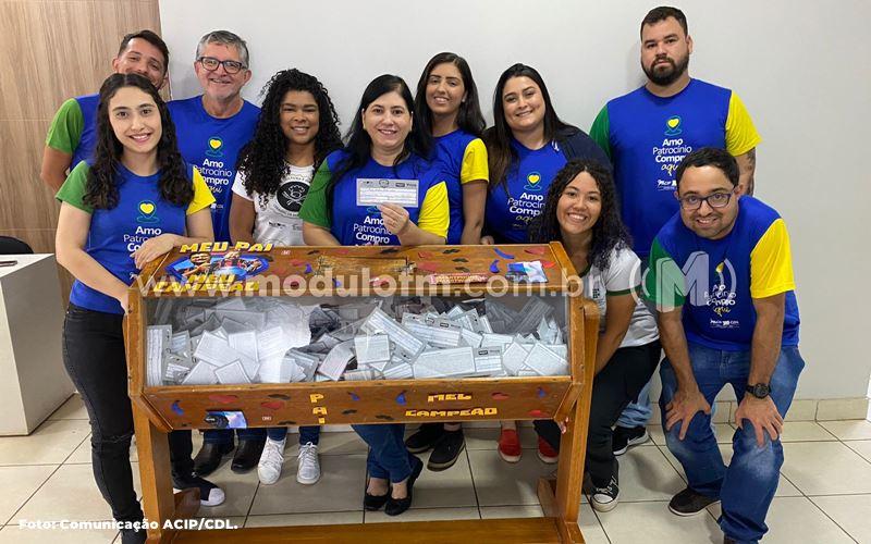ACIP/CDL realizaram sorteio da campanha do Dia dos Pais na última sexta-feira