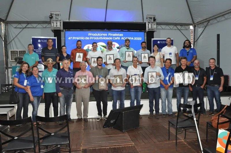 Confira os vencedores de cada categoria do 4º Prêmio de Produtividade Café ACARPA 2022