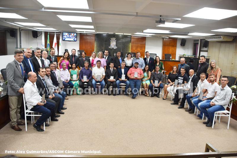 Câmara Municipal entrega Mérito Empresarial 2022 a 15 empreendedores de destaque