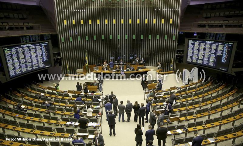 Duda Salabert é a terceira deputada mais votada em...
