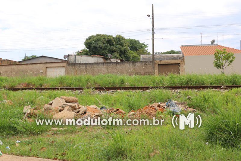 Imagem 6 do post Moradores fazem denúncia e cobram providência por descarte irregular de lixo em Patrocínio