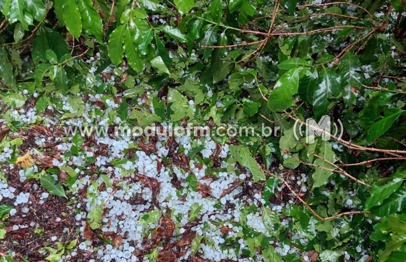 Cidades no sul de Minas Gerais registraram tempestades com granizo