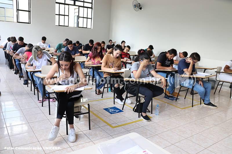 Unicerp volta a oferecer meia bolsa a portadores de diploma e pessoas com 50 anos ou mais
