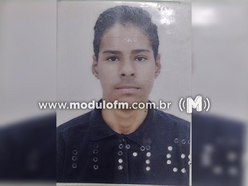 Jovem morre ao perder o controle de motocicleta e colidir em Poste na cidade de Coromandel