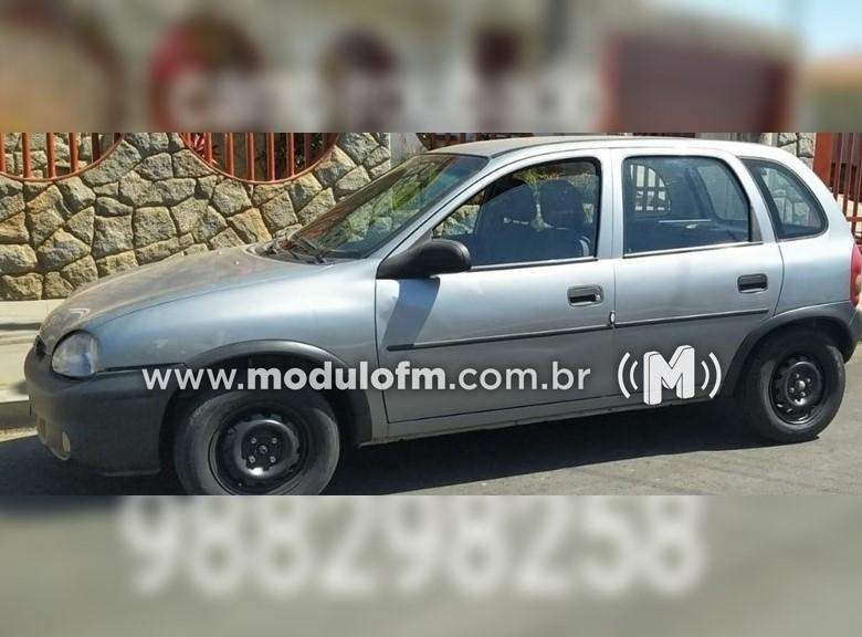 Polícia Militar recupera veículo furtado durante a noite