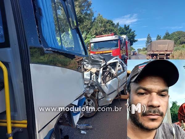 Batida entre ônibus e carro de passeio com placas de Patrocínio mata uma pessoa e deixa outras feridas na BR-365