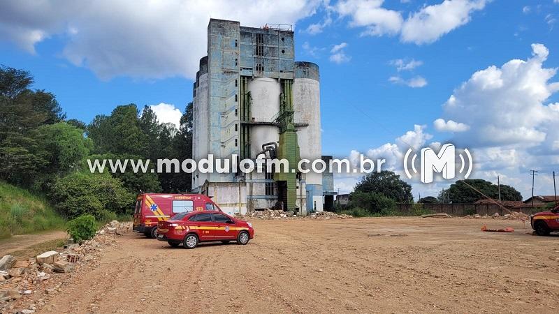 Corpo de Bombeiros finaliza workshop de salvamento em altura com treinamento na antiga CASEMG
